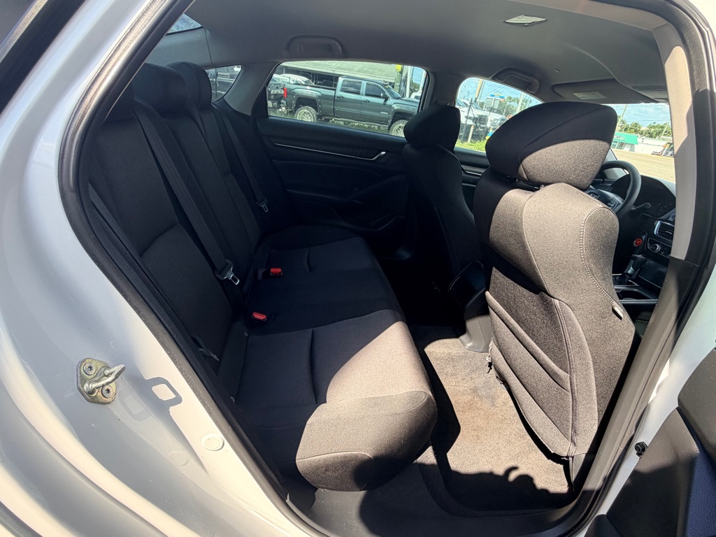 Photo 22 of this HONDA ACCORD