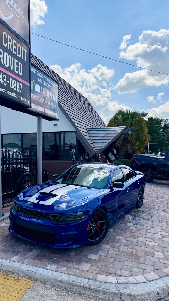 Photo 2 of this DODGE CHARGER