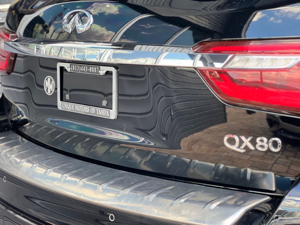 Photo 34 of this INFINITI QX80