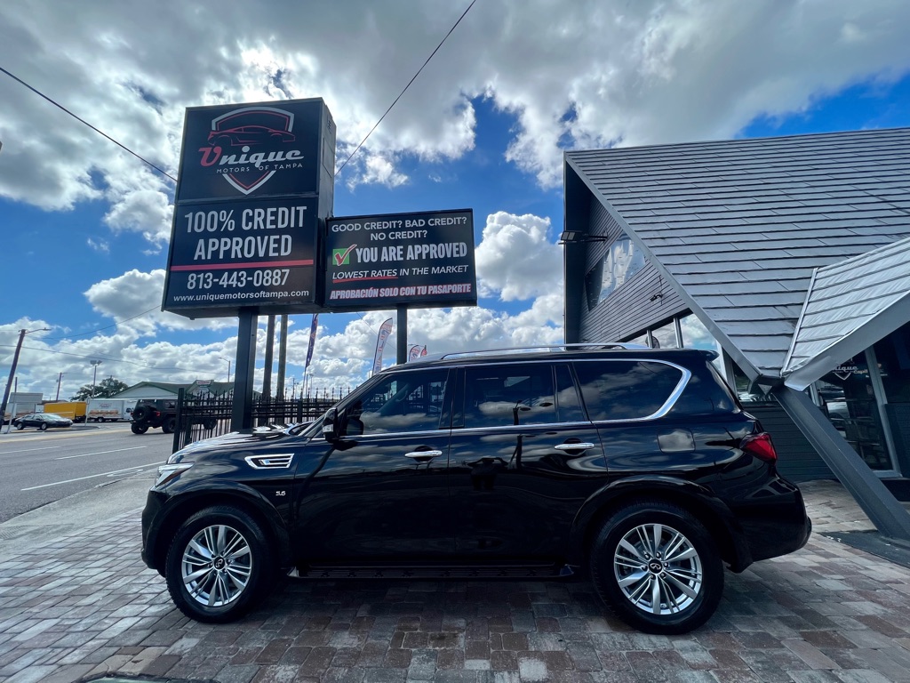 Photo 32 of this INFINITI QX80