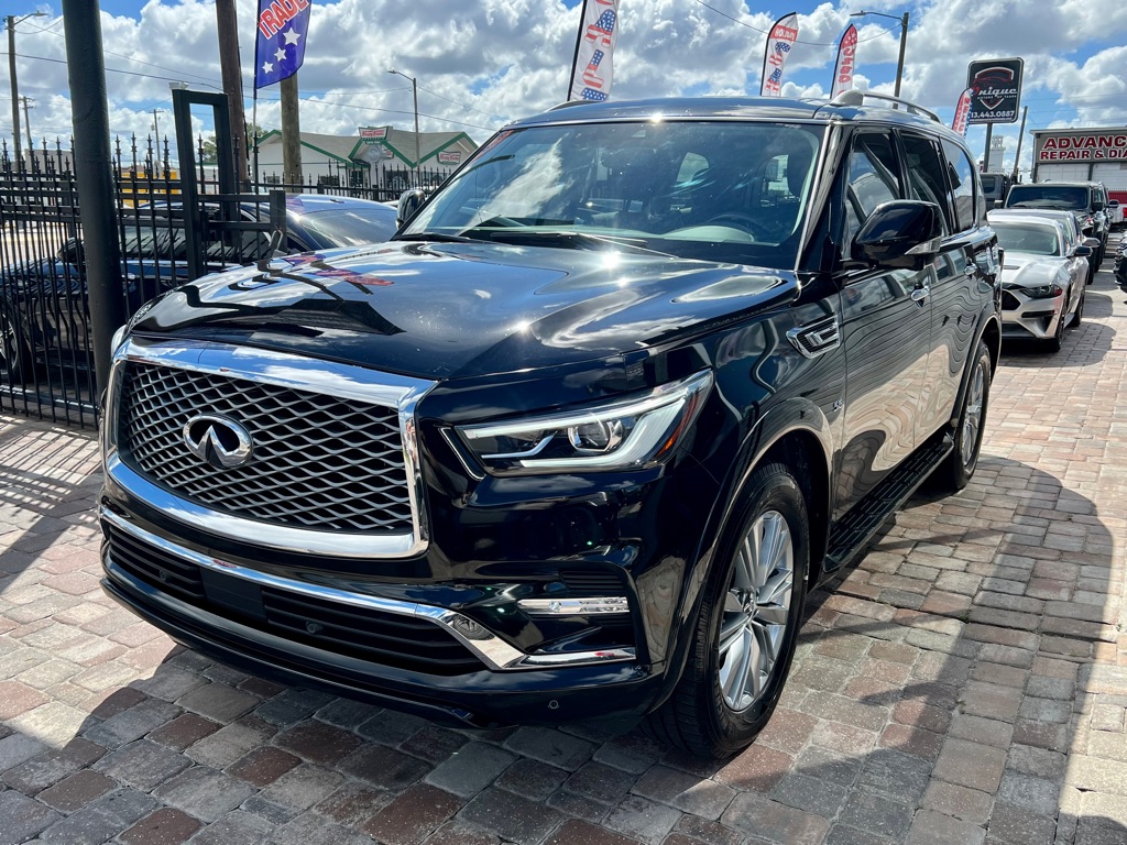 Photo 5 of this INFINITI QX80