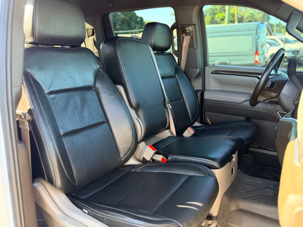 Photo 17 of this CHEVROLET SILVERADO 1500