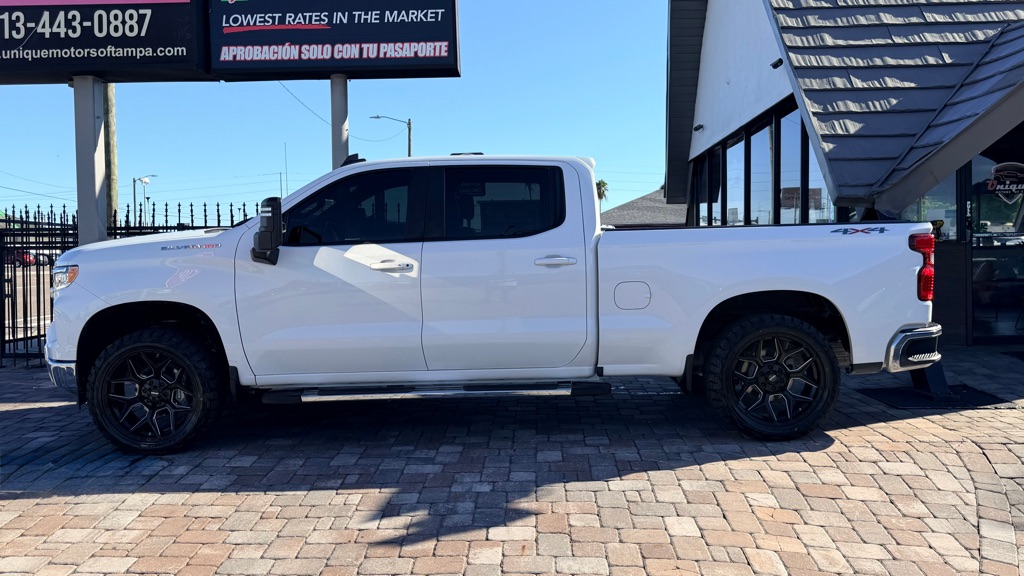 Photo 7 of this CHEVROLET SILVERADO 1500
