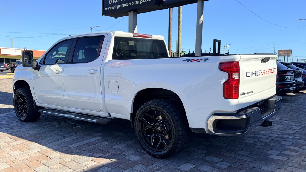 Photo 8 of this CHEVROLET SILVERADO 1500