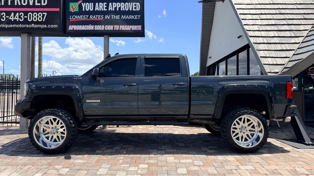 Photo 31 of this GMC SIERRA