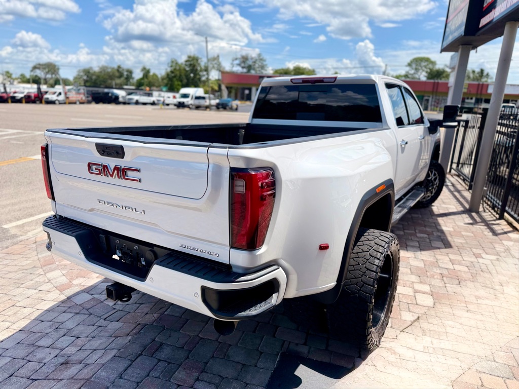 Photo 25 of this GMC SIERRA
