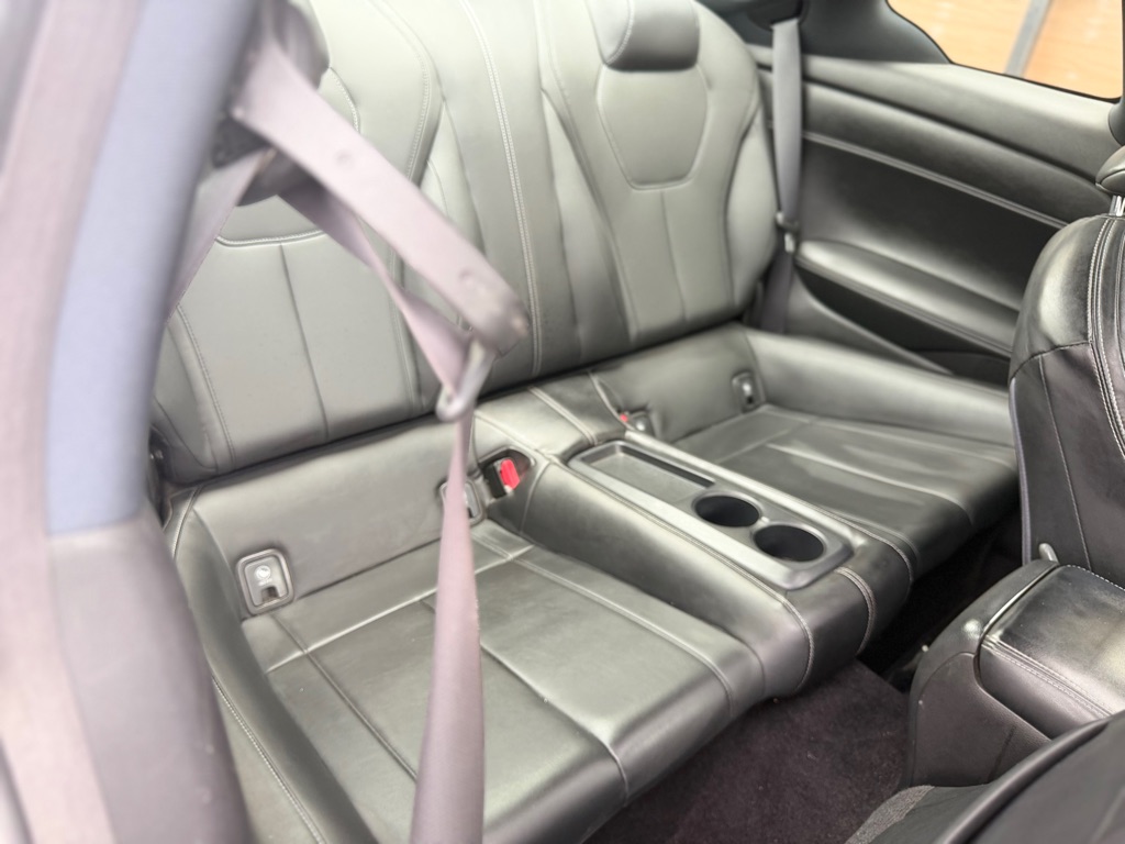 Photo 18 of this INFINITI Q60