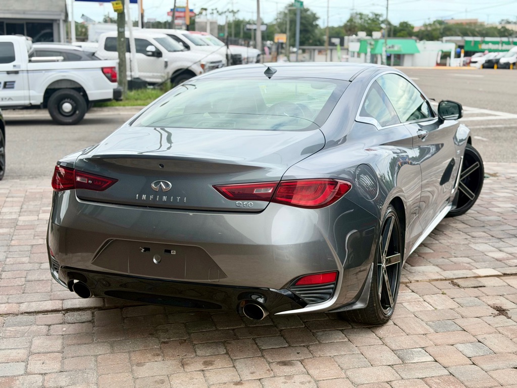 Photo 26 of this INFINITI Q60