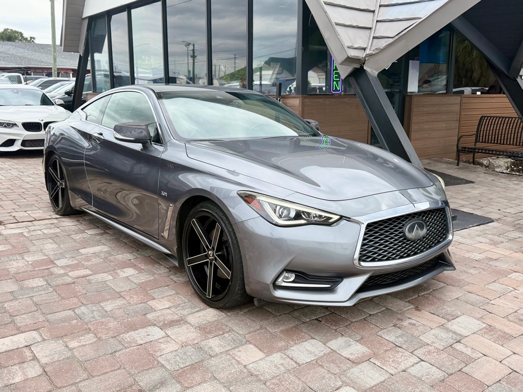 Photo 5 of this INFINITI Q60