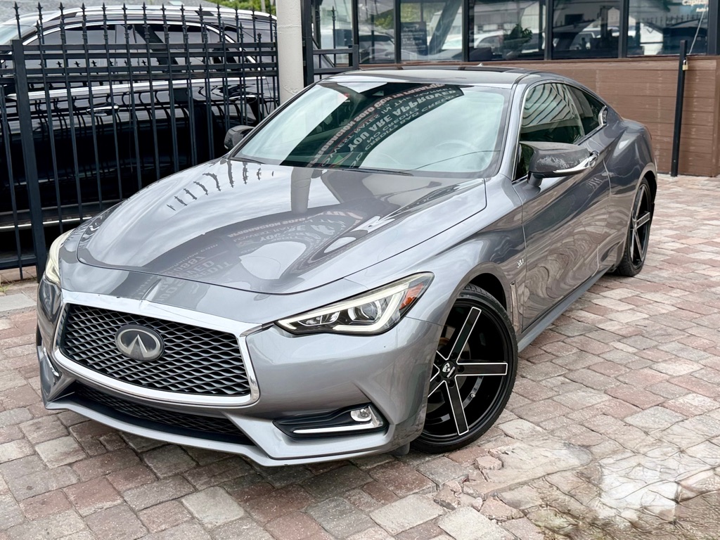 Photo 21 of this INFINITI Q60