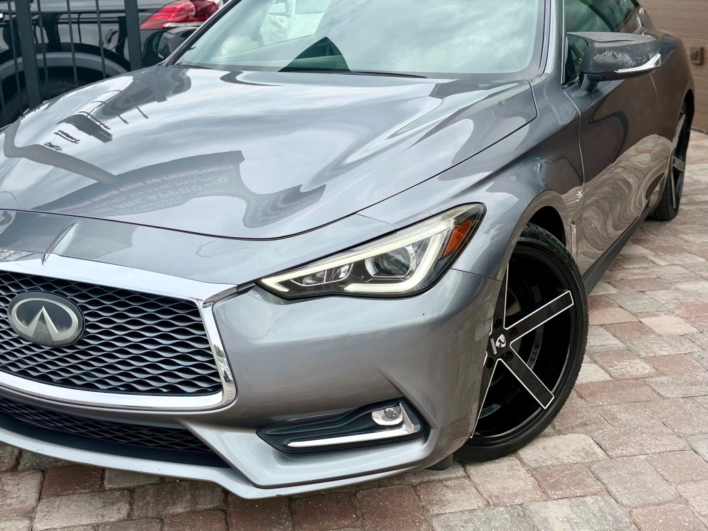 Photo 24 of this INFINITI Q60