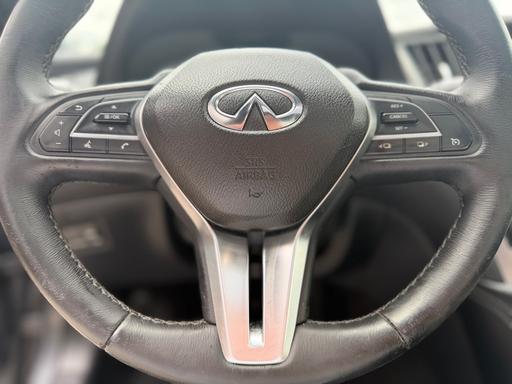 Photo 12 of this INFINITI Q60