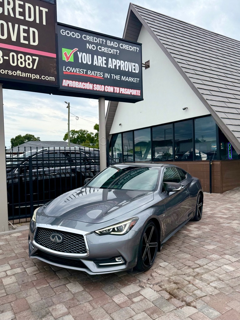 Photo 3 of this INFINITI Q60