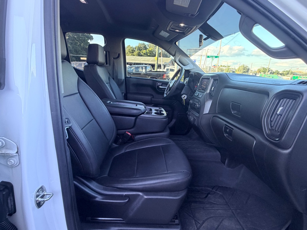 Photo 19 of this CHEVROLET SILVERADO 1500