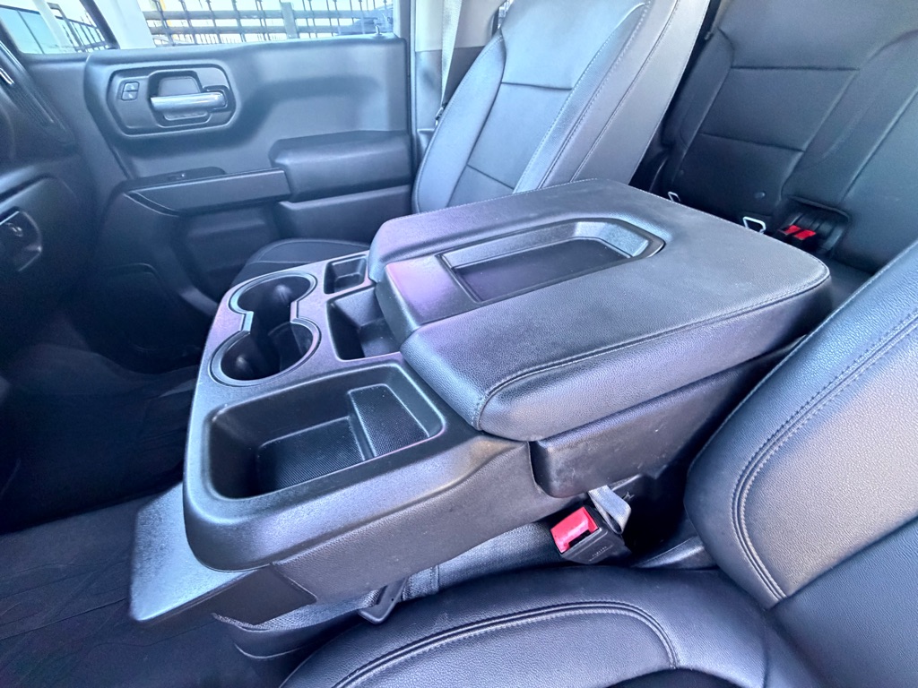 Photo 16 of this CHEVROLET SILVERADO 1500