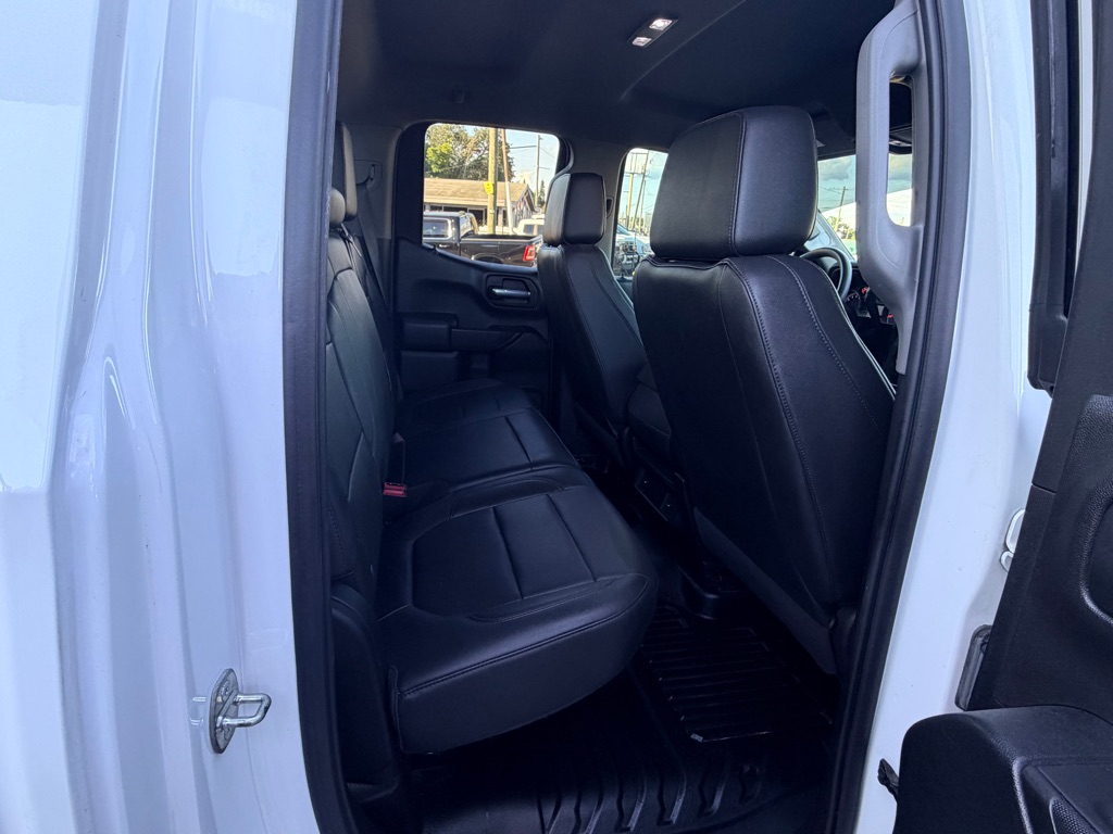 Photo 18 of this CHEVROLET SILVERADO 1500