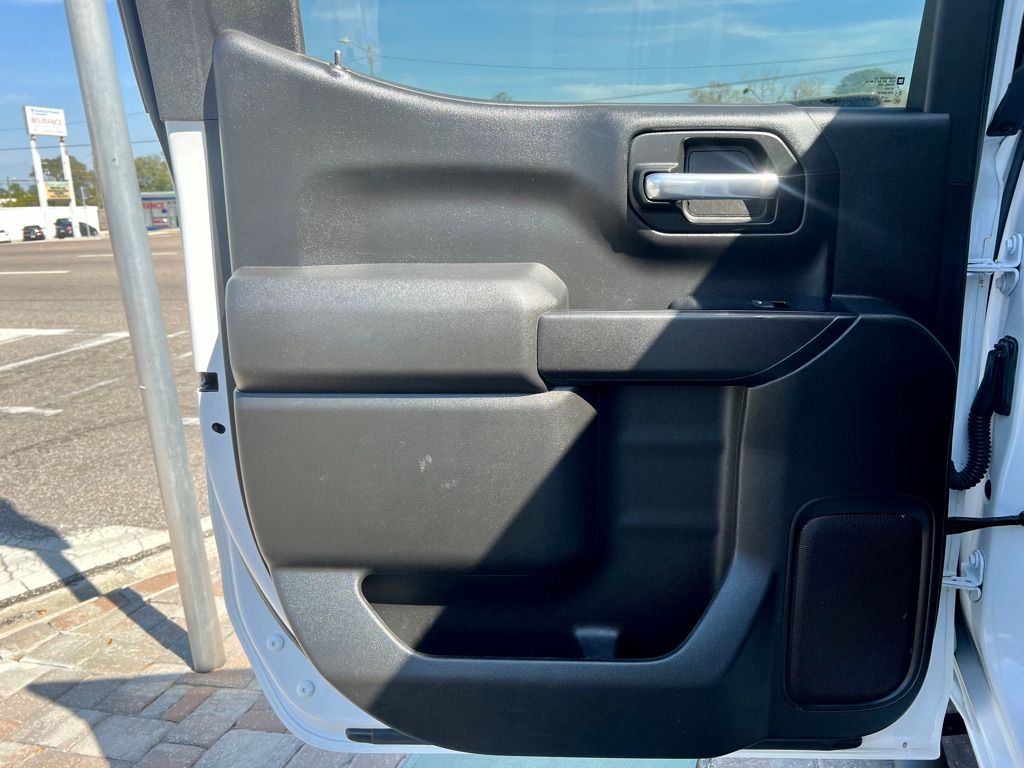 CHEVROLET SILVERADO 1500 2019 CHEVROLET SILVERADO 1500 1GCUYDED5KZ357573