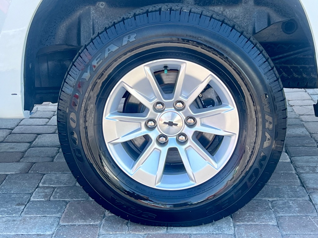 CHEVROLET SILVERADO 1500 2019 CHEVROLET SILVERADO 1500 1GCUYDED5KZ357573