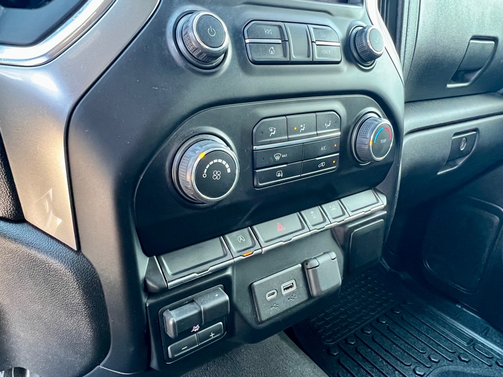 CHEVROLET SILVERADO 1500 2019 CHEVROLET SILVERADO 1500 1GCUYDED5KZ357573