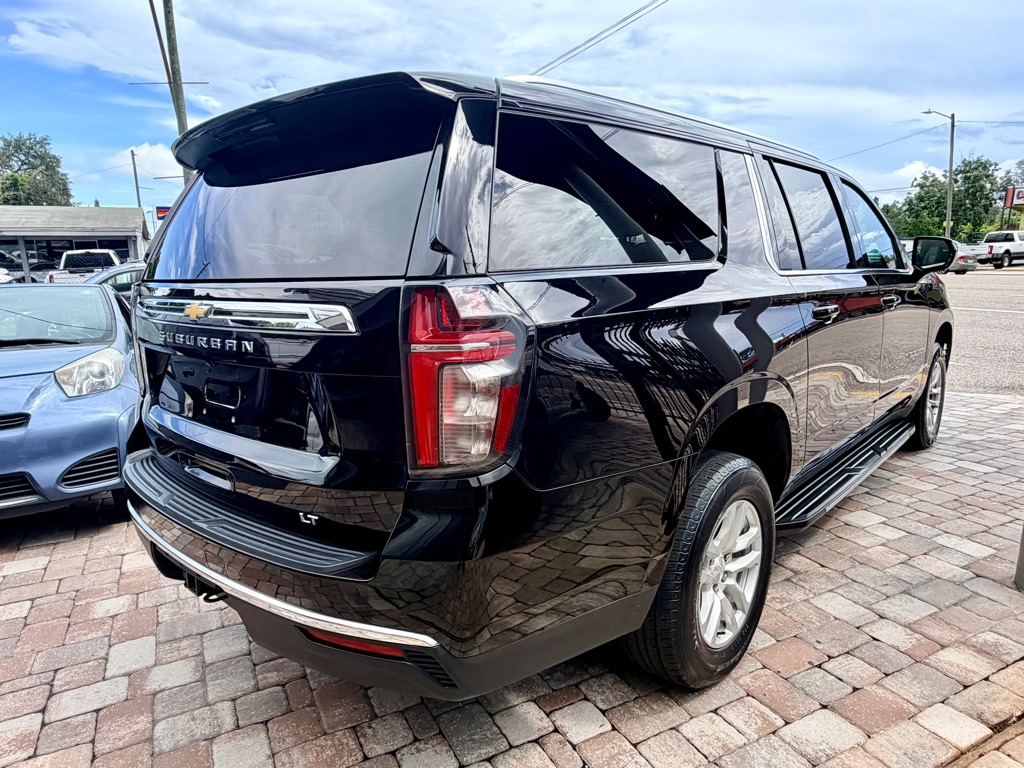 Photo 8 of this CHEVROLET SUBURBAN