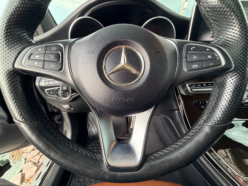 Photo 15 of this MERCEDES-BENZ GLC COUPE