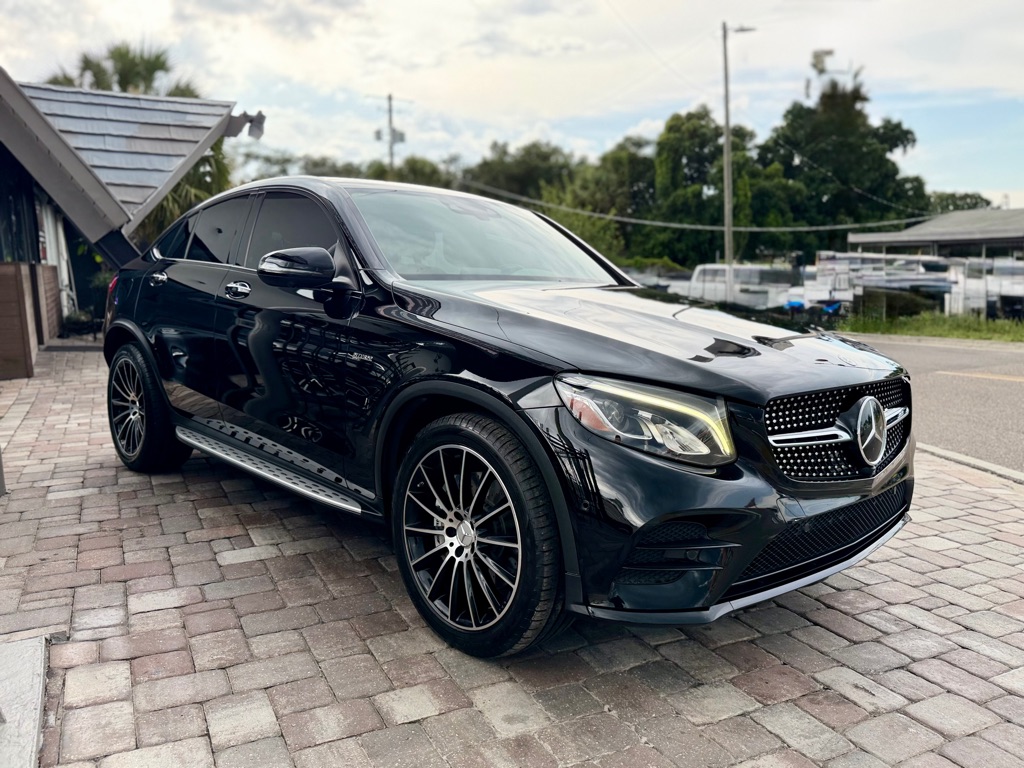Photo 3 of this MERCEDES-BENZ GLC COUPE