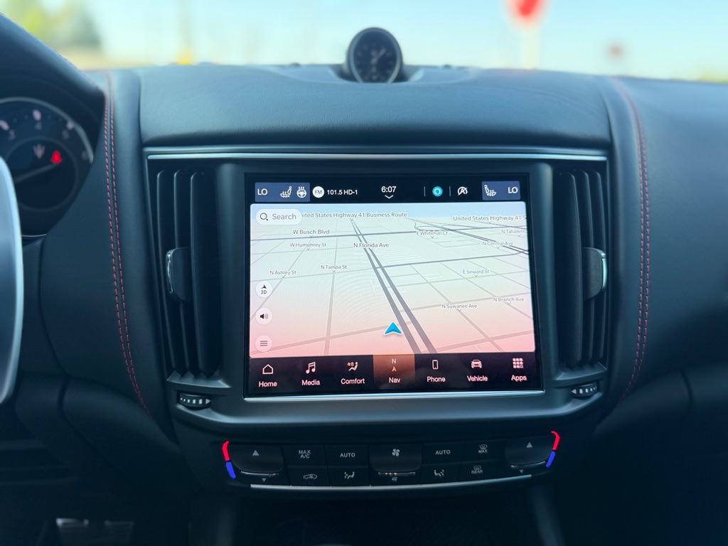 Photo 17 of this MASERATI LEVANTE