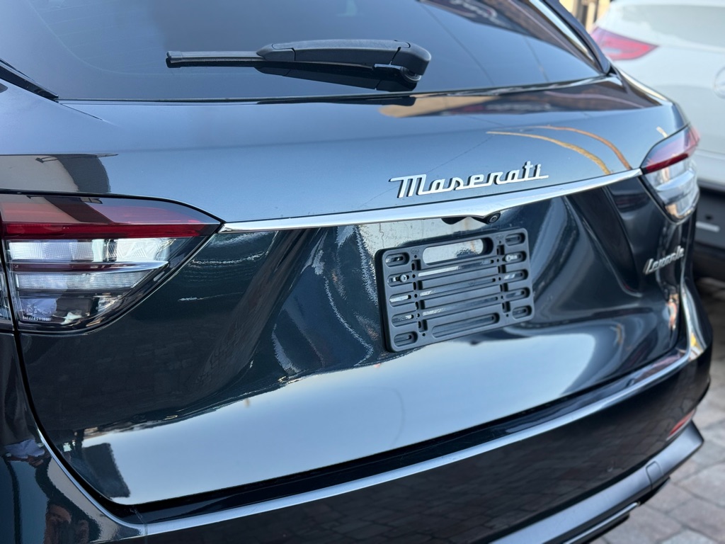 Photo 11 of this MASERATI LEVANTE