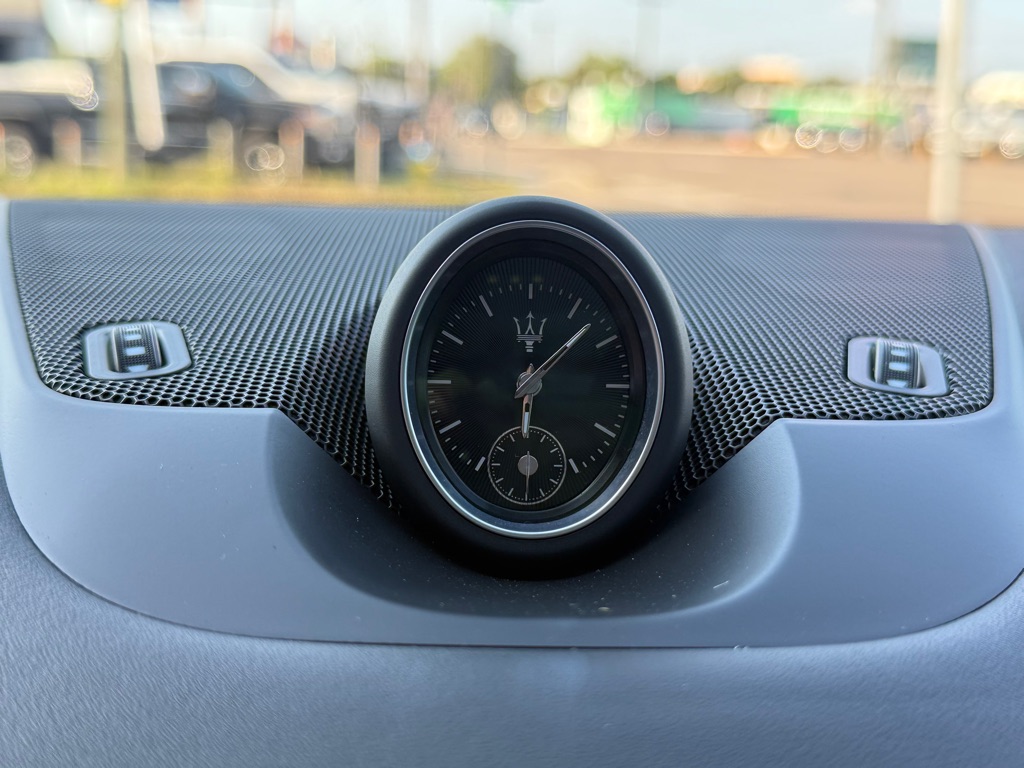 Photo 21 of this MASERATI LEVANTE