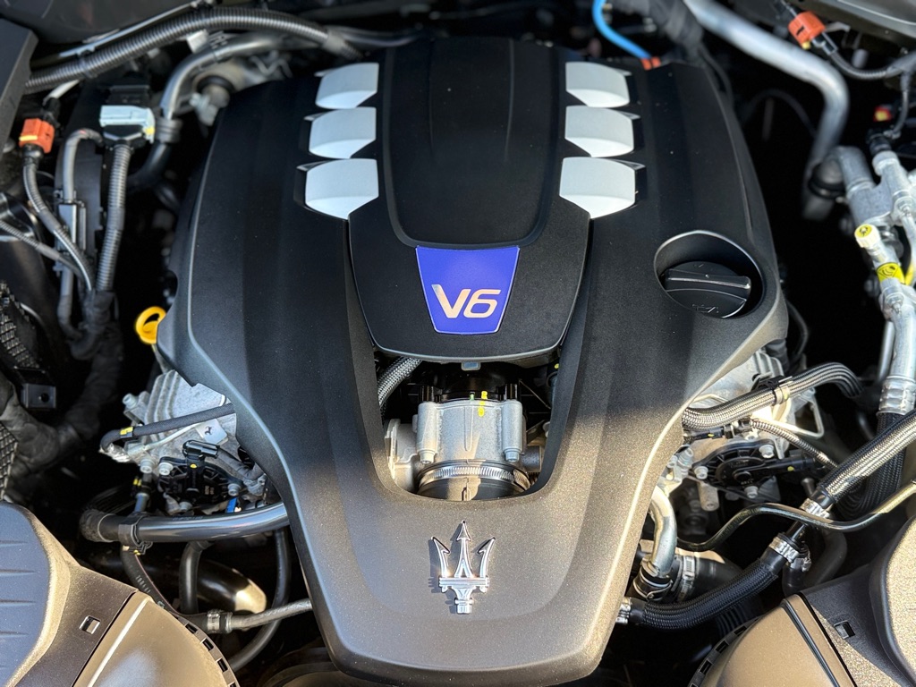Photo 28 of this MASERATI LEVANTE