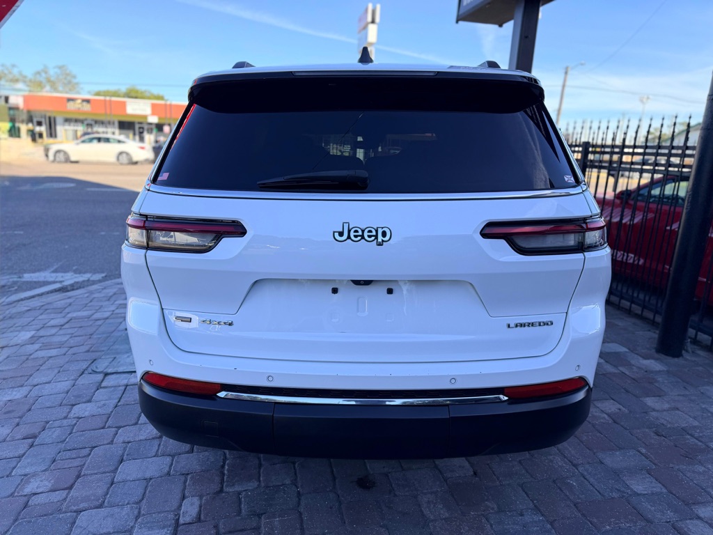 Photo 7 of this JEEP GRAND CHEROKEE