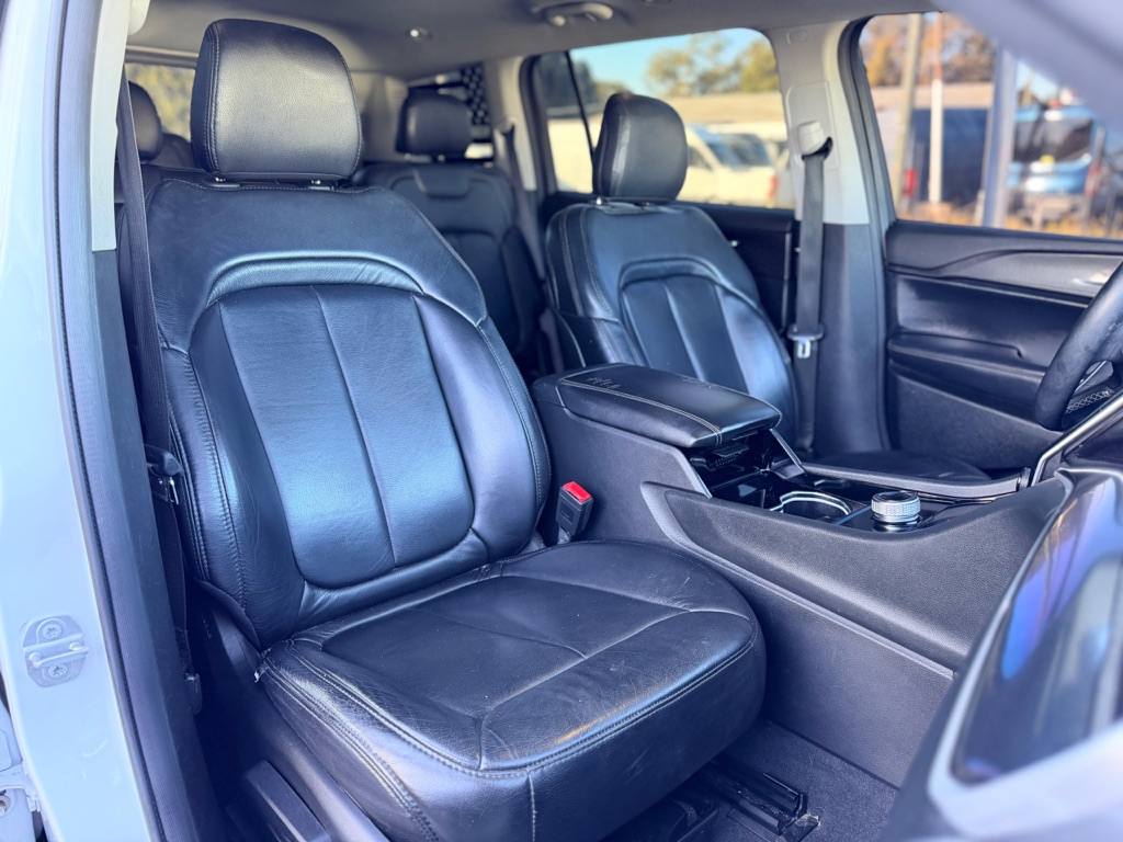 Photo 19 of this JEEP GRAND CHEROKEE