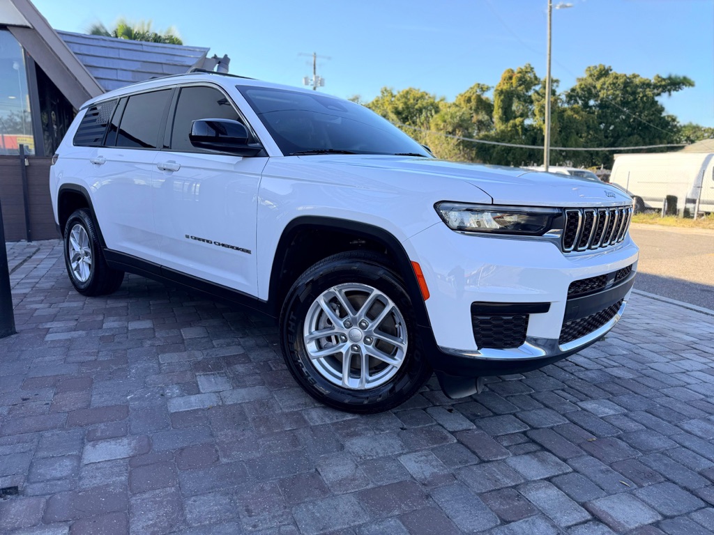 Photo 32 of this JEEP GRAND CHEROKEE