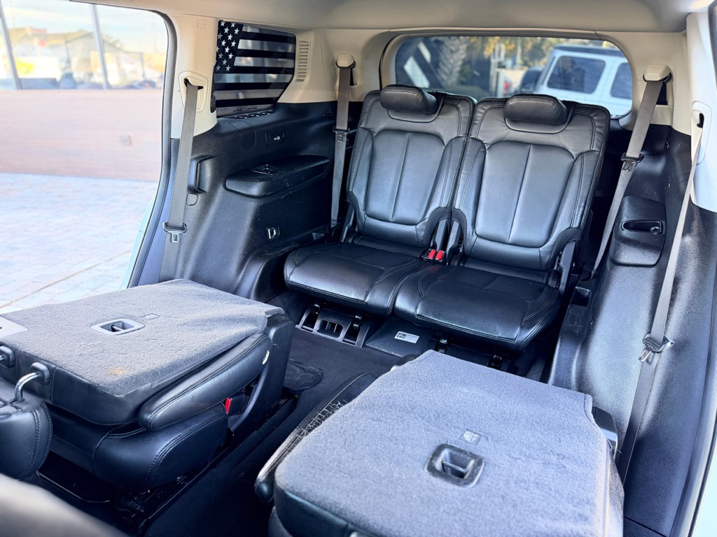 Photo 29 of this JEEP GRAND CHEROKEE
