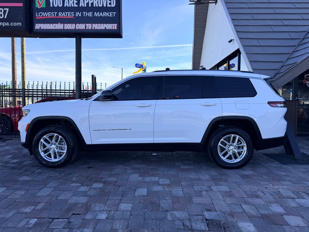 Photo 34 of this JEEP GRAND CHEROKEE