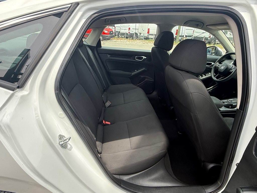 Photo 21 of this HONDA CIVIC