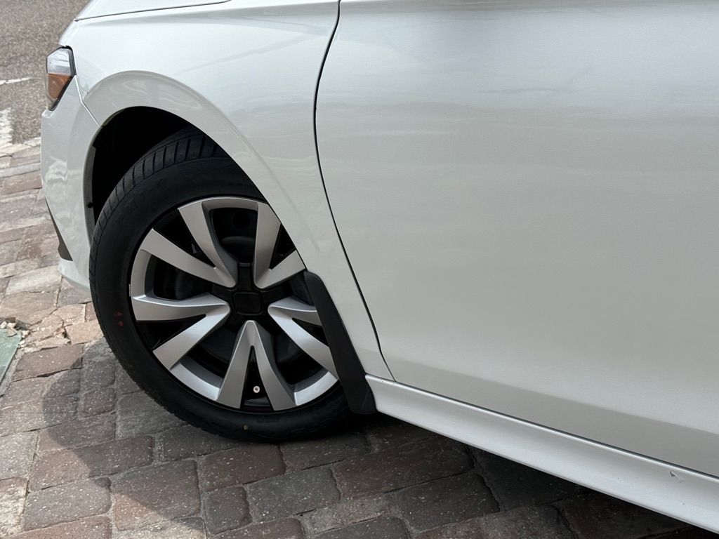 Photo 11 of this HONDA CIVIC
