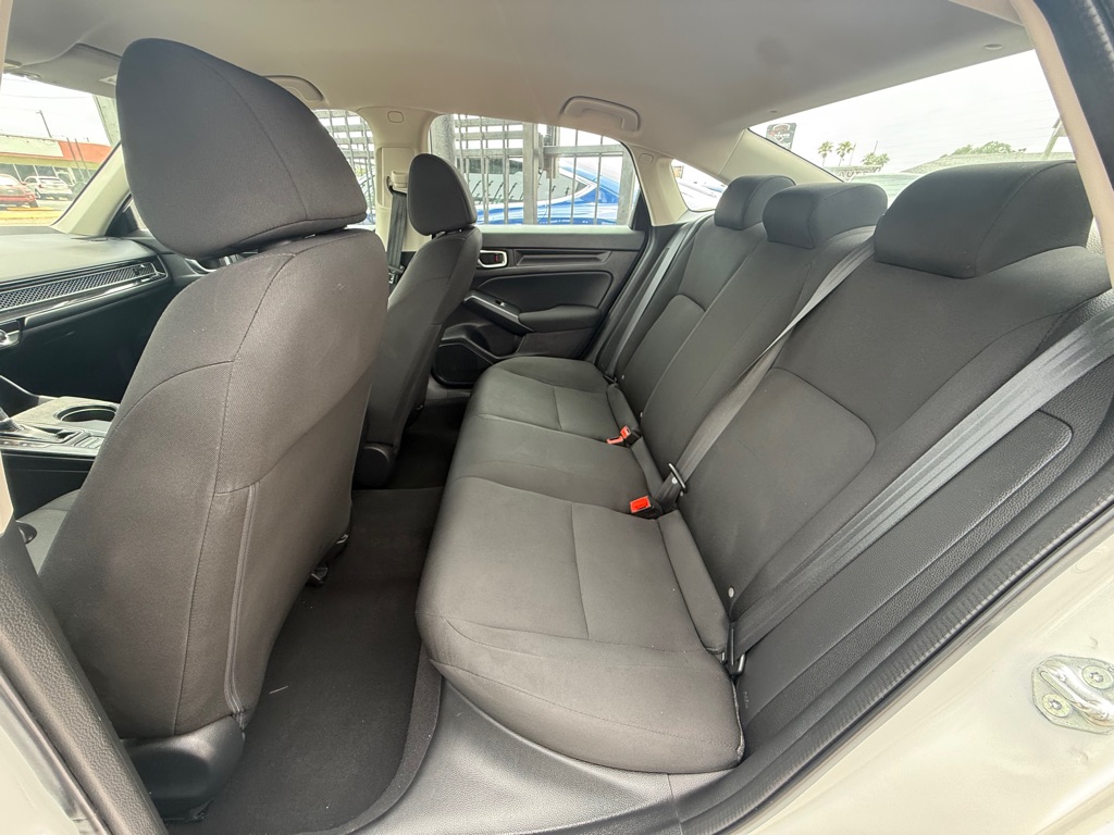 Photo 19 of this HONDA CIVIC