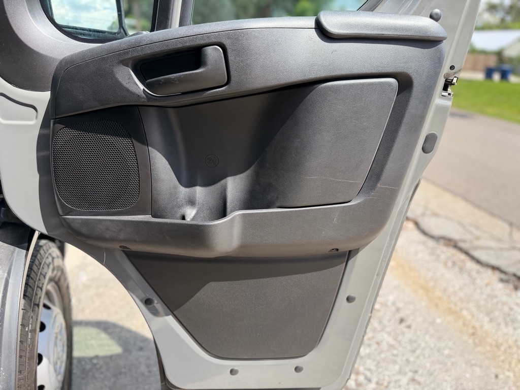 Photo 63 of this RAM PROMASTER 1500