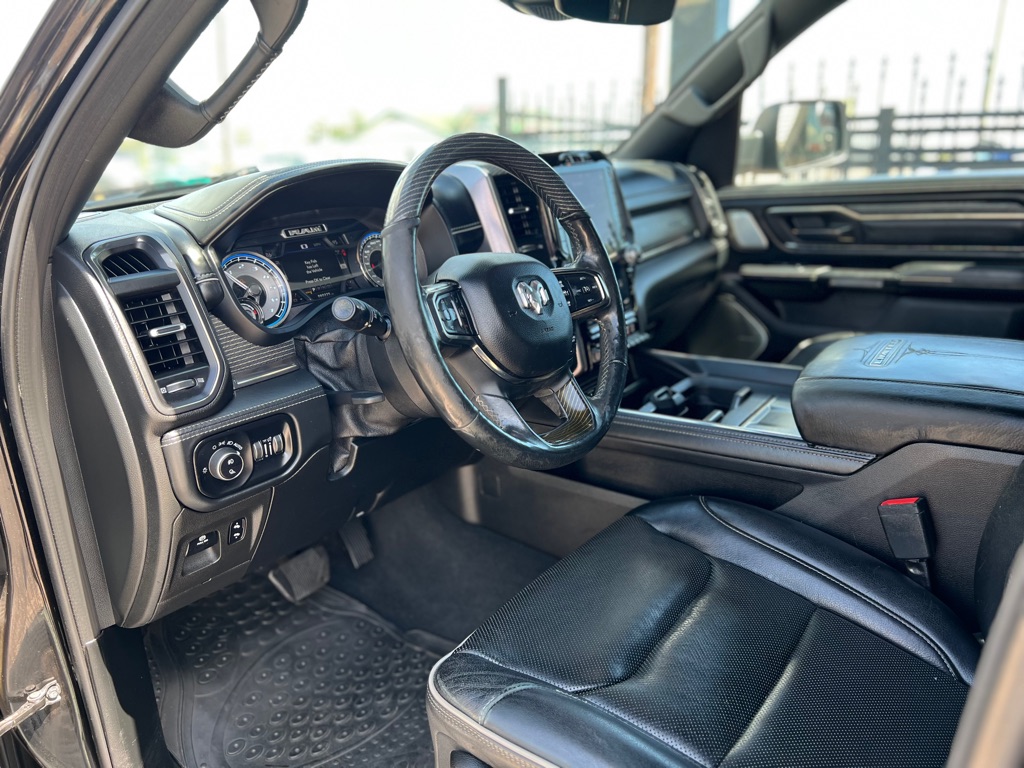 Photo 15 of this RAM 1500