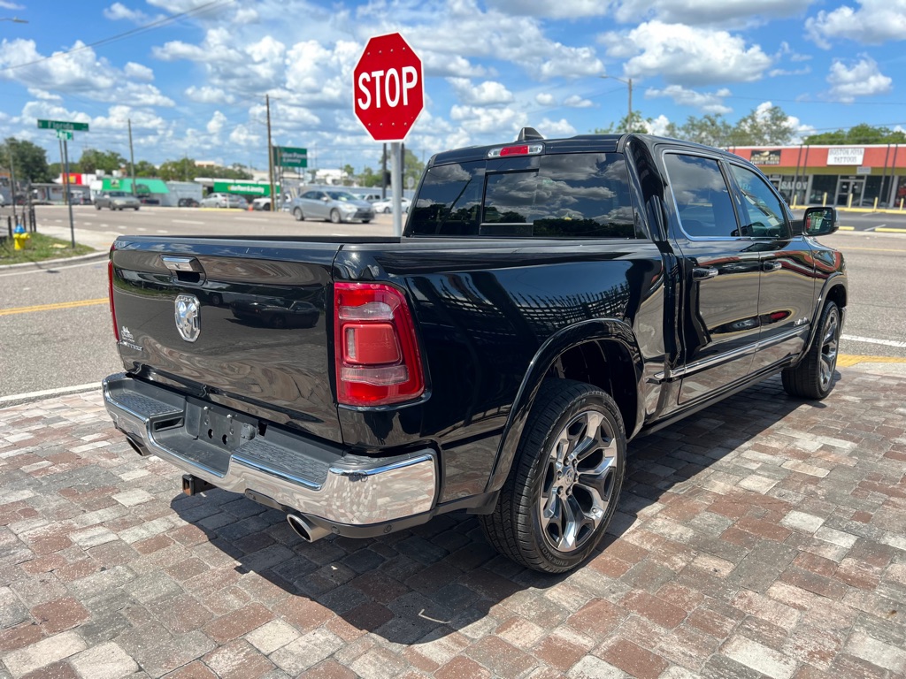 Photo 10 of this RAM 1500