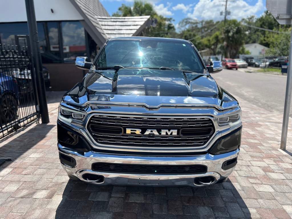 Photo 3 of this RAM 1500