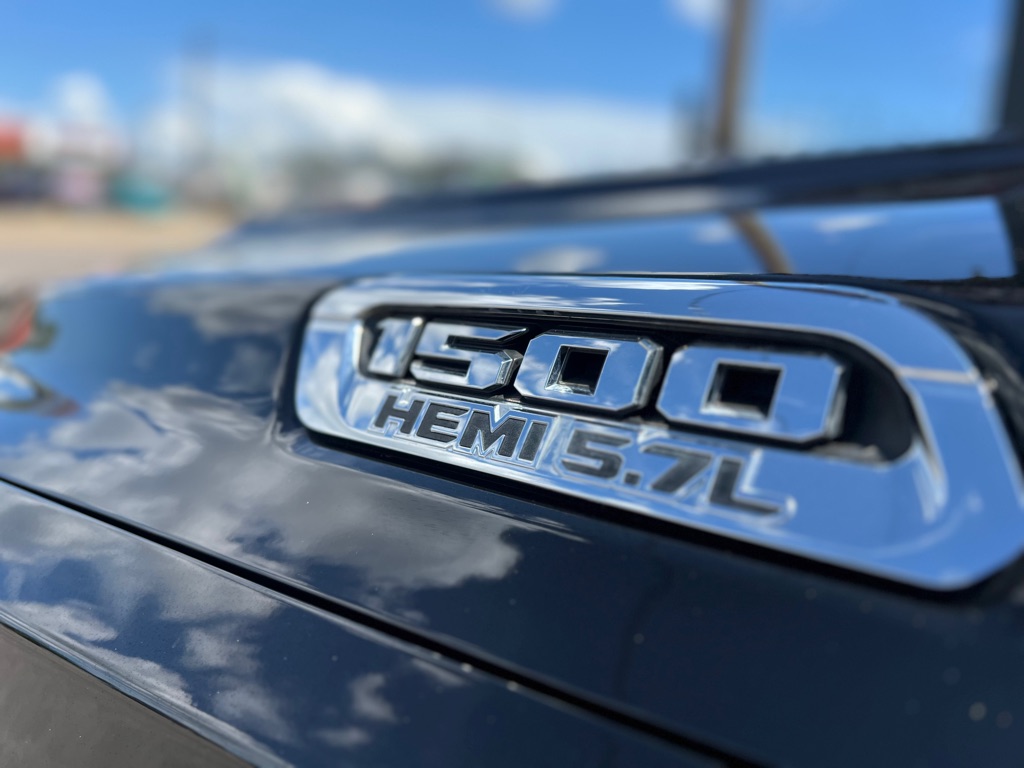 Photo 12 of this RAM 1500