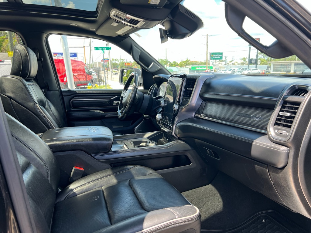 Photo 17 of this RAM 1500