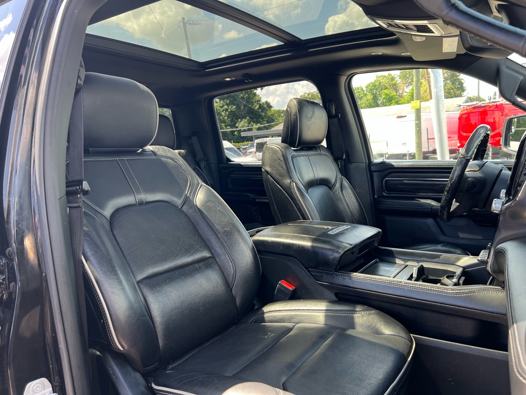 Photo 18 of this RAM 1500