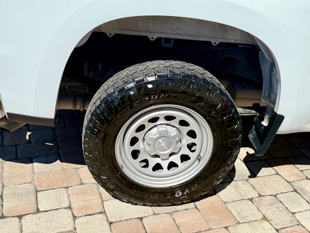 Photo 22 of this CHEVROLET SILVERADO 1500