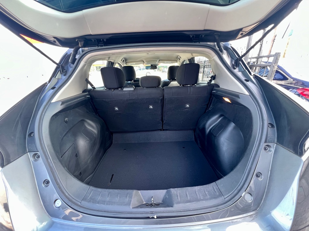 Photo 20 of this NISSAN LEAF