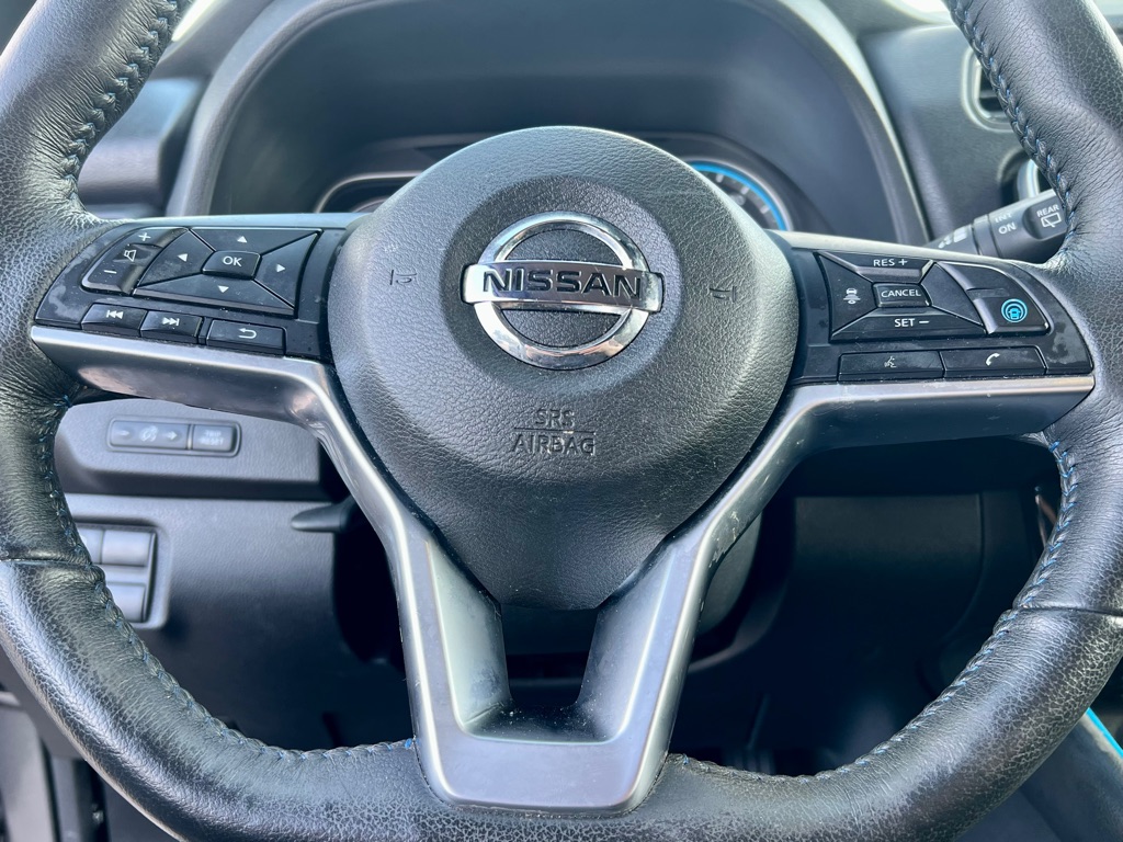 Photo 16 of this NISSAN LEAF