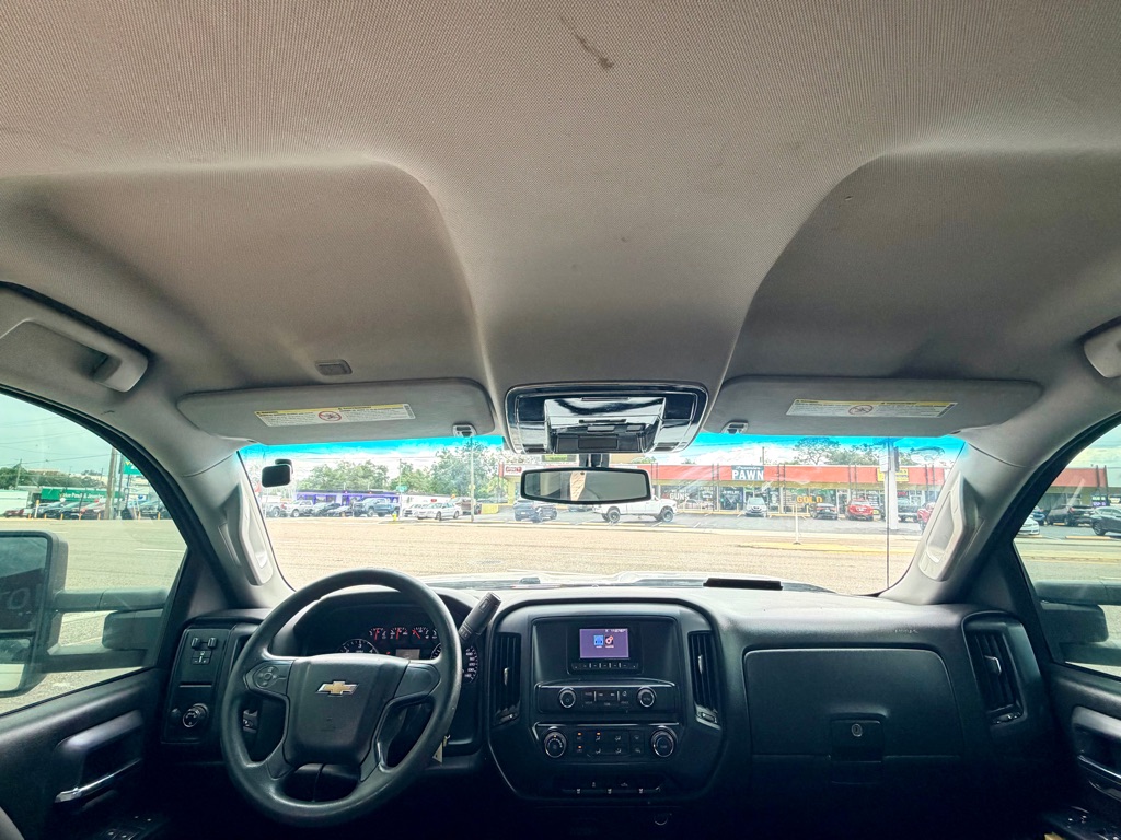 Photo 13 of this CHEVROLET SILVERADO 2500