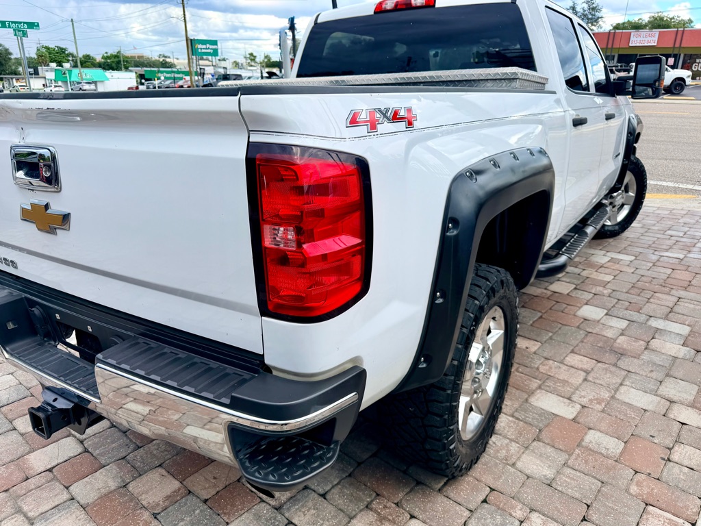 Photo 23 of this CHEVROLET SILVERADO 2500